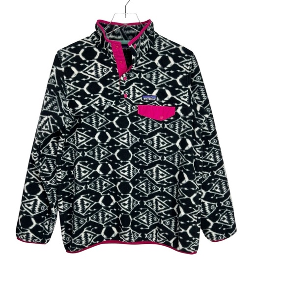 PATAGONIA Synchilla Black and White Fish print Hot Pink Trim Size Medium - Picture 2 of 10